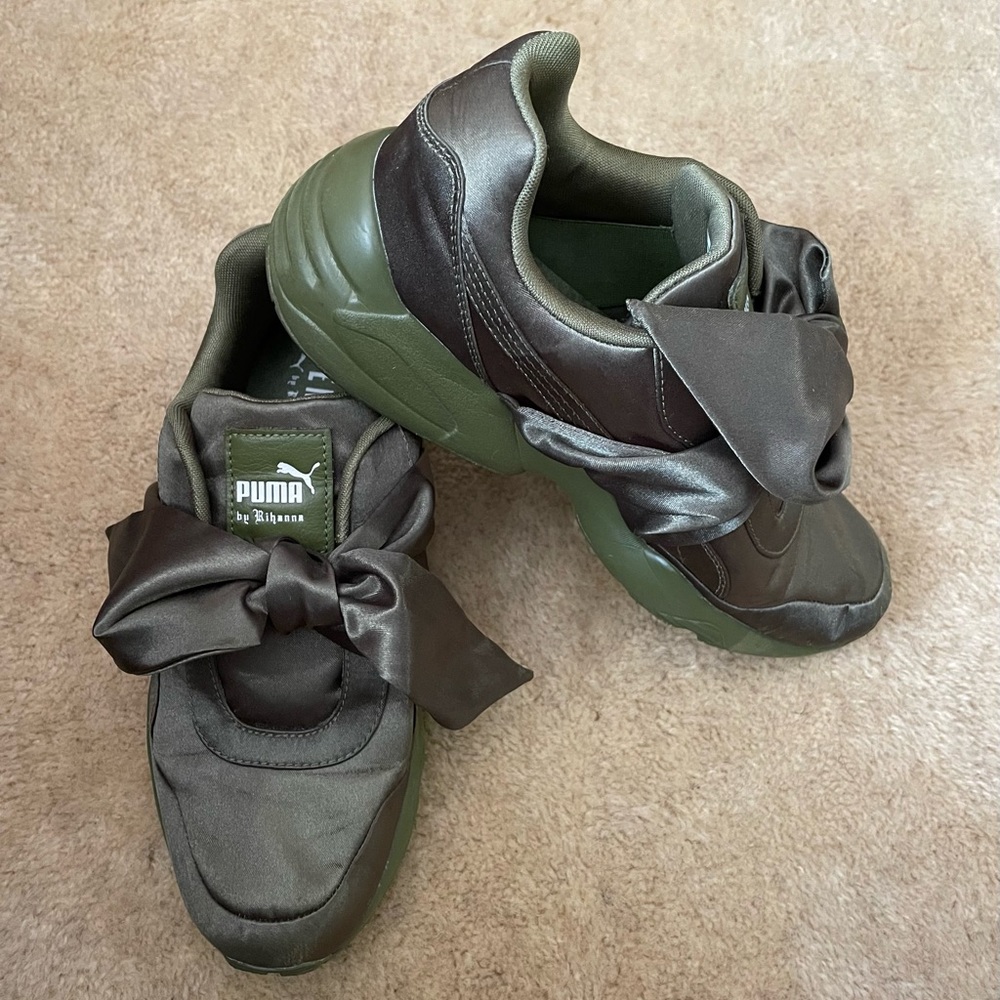 PUMA Fenty Satin Athletic Shoes for Women (Hunter Green)